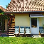 Ametiszt Wellness Apartamento *