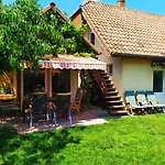 Ametiszt Wellness Siófok