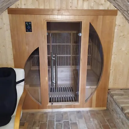 דירה Ametiszt Wellness Apartmanhaz