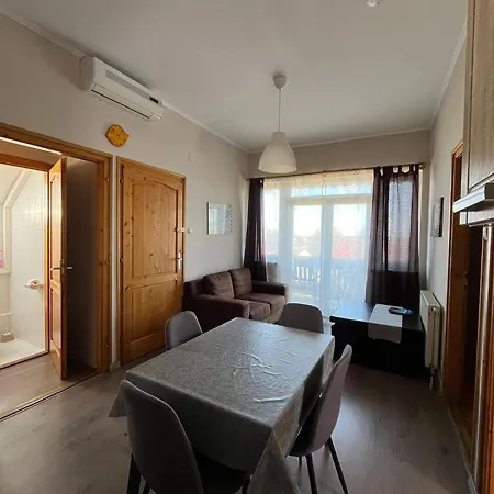 Ametiszt Wellness Apartmanhaz Daire Siofok