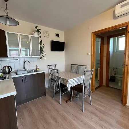 Daire Ametiszt Wellness Apartmanhaz Siofok