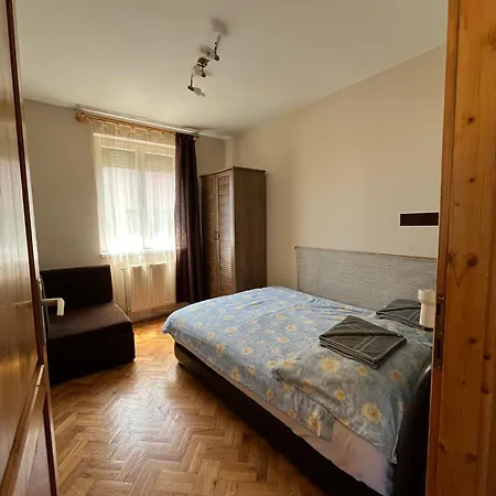 Ametiszt Wellness Apartmanhaz Siofok