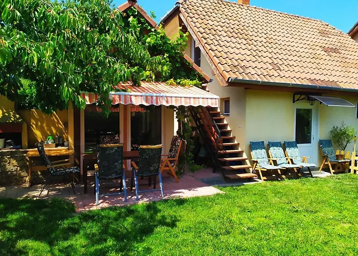 Ametiszt Wellness Apartmanhaz Siófok