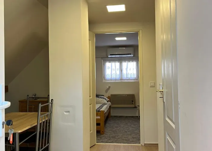 Ametiszt Wellness Apartmanhaz Siófok